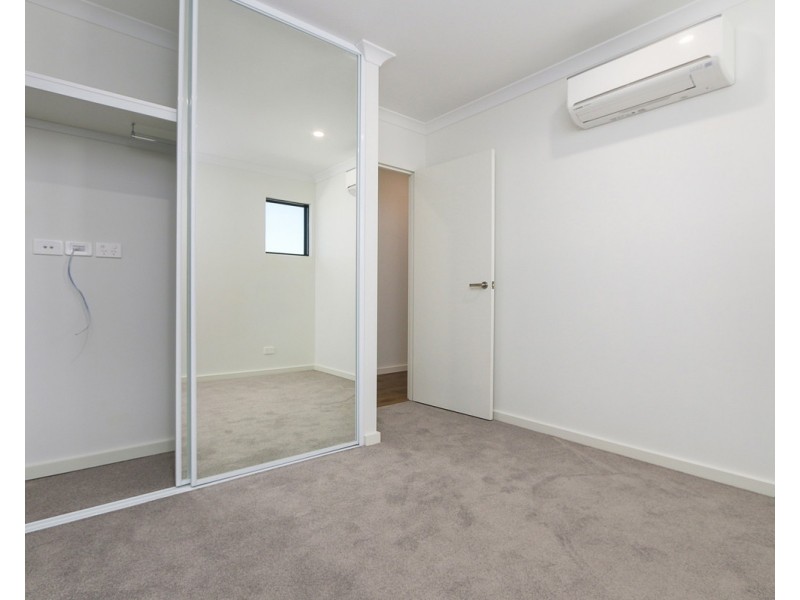 4/22 Hendra Street, Cloverdale WA 6105