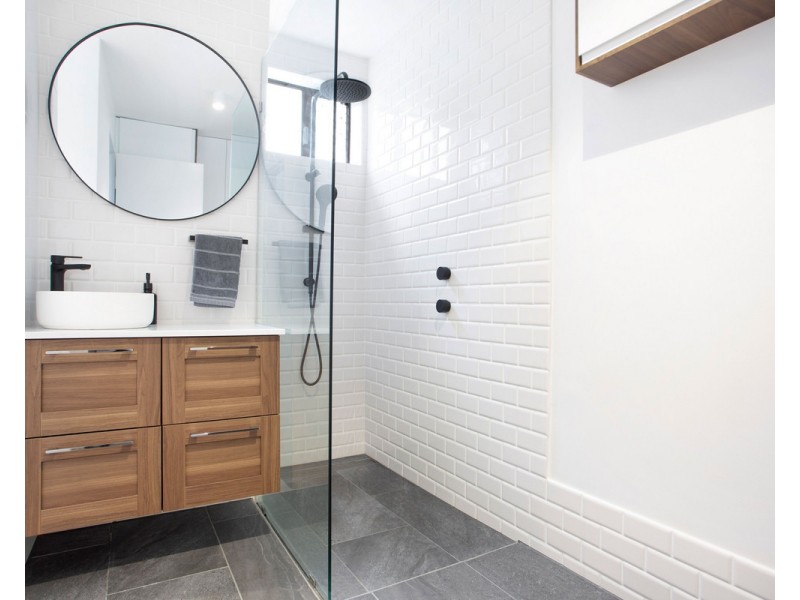 2/76 King George Street, Victoria Park WA 6100