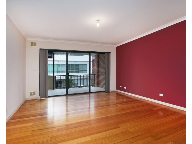 2/10 Tully Road, East Perth WA 6004