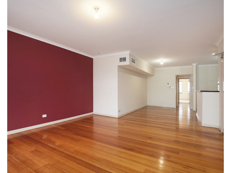 2/10 Tully Road, East Perth WA 6004