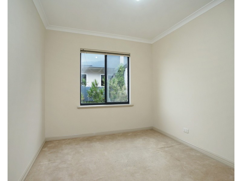 2/10 Tully Road, East Perth WA 6004