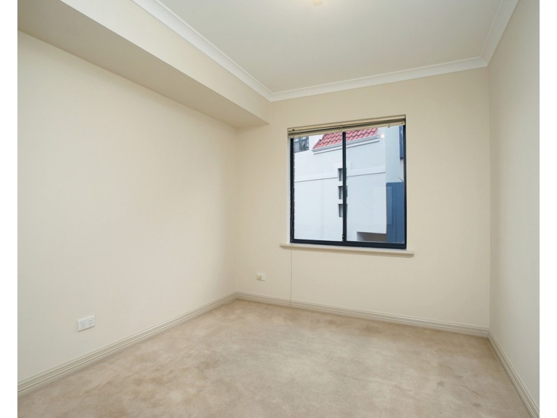 2/10 Tully Road, East Perth WA 6004