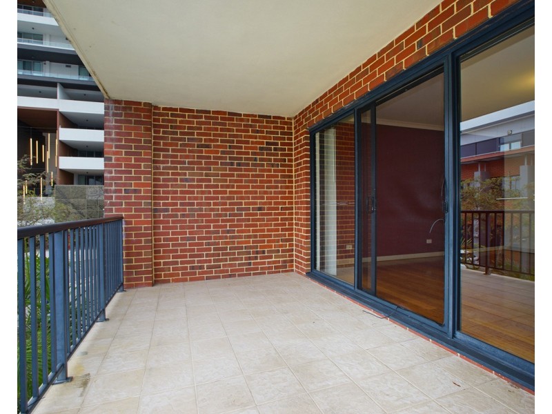 2/10 Tully Road, East Perth WA 6004