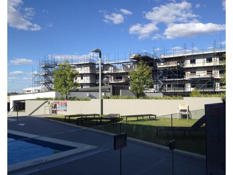 69/16 Midgegooroo Avenue, Cockburn Central WA 6164