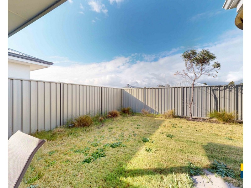 13 Sowood Street, Wellard WA 6170