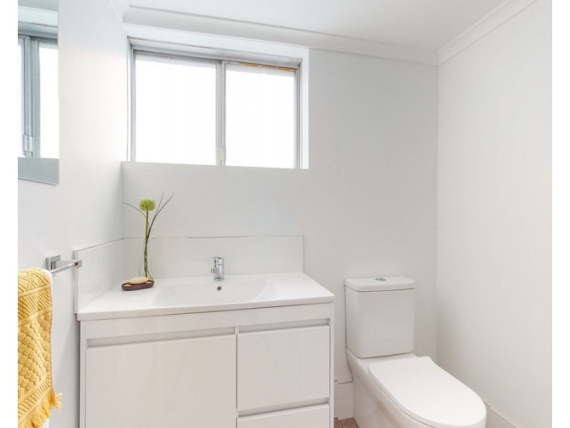 3/147 Fairway, Crawley WA 6009