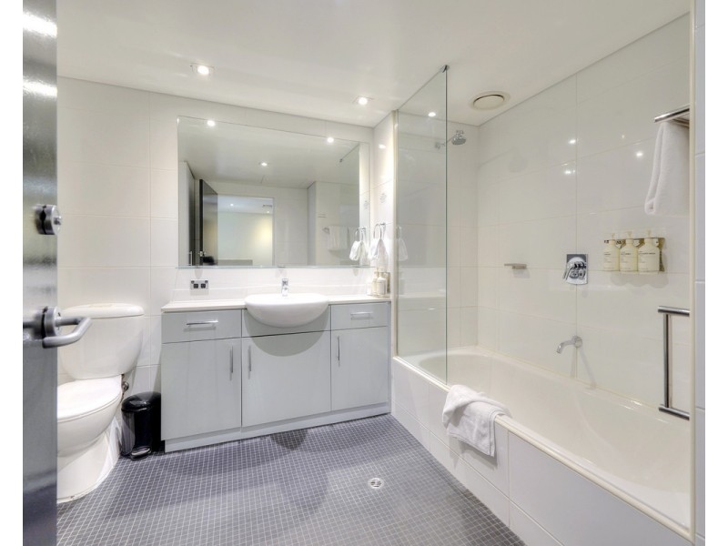 32/33 Mounts Bay Road, Perth WA 6000