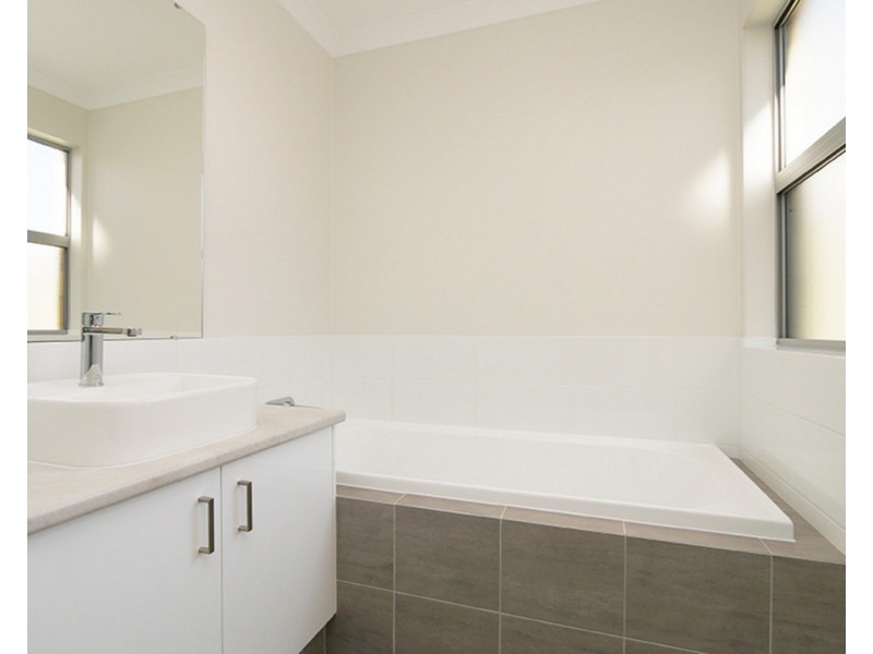 22 Sowood Street, Wellard WA 6170