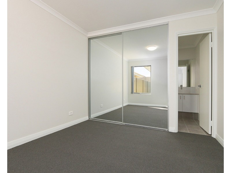 22 Sowood Street, Wellard WA 6170