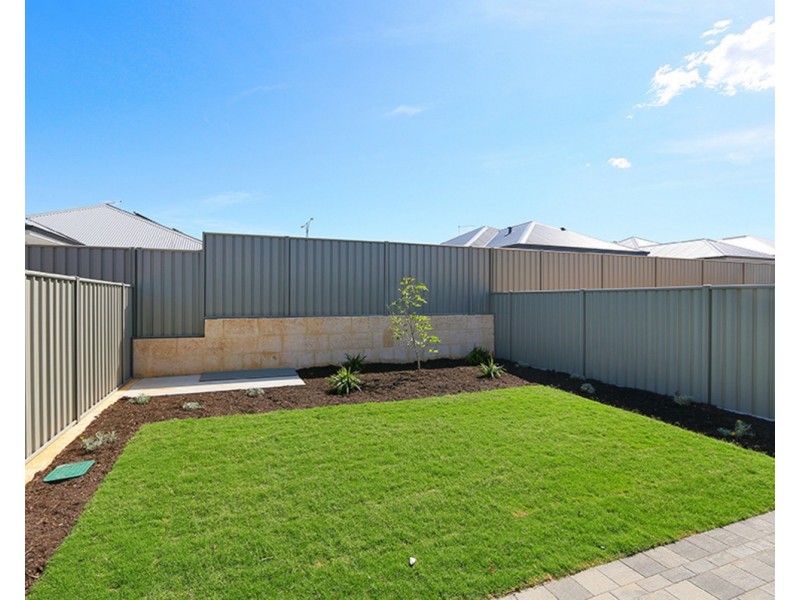 22 Sowood Street, Wellard WA 6170