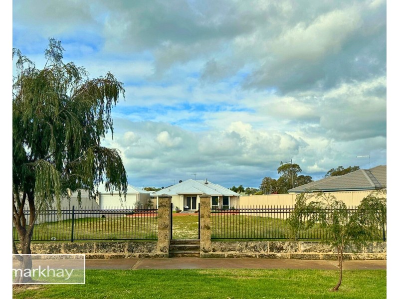 39 Coopers Mill Way, Ravenswood WA 6208