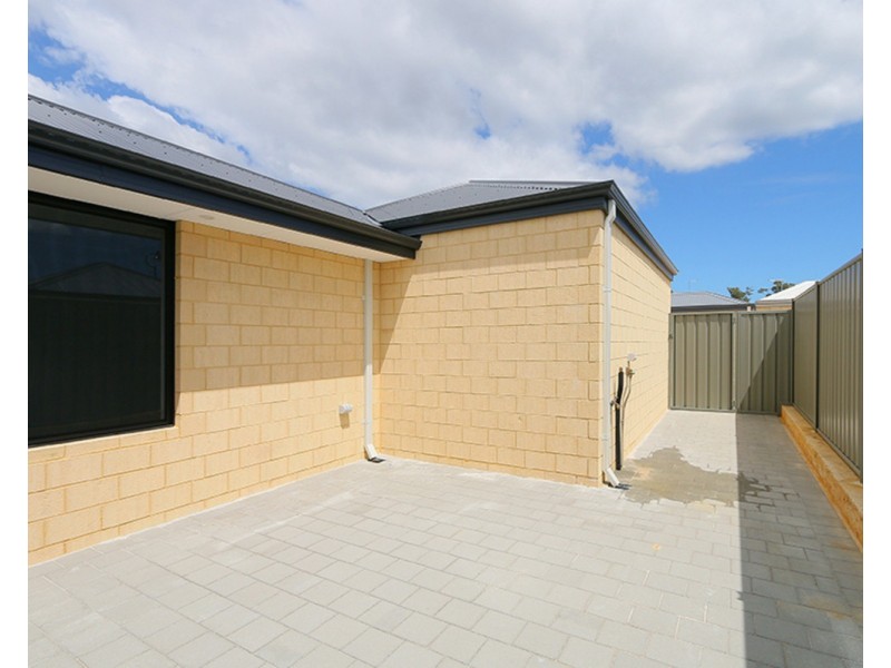 333A Lambeth Circle, Wellard WA 6170