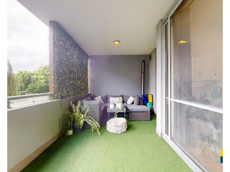 2/43 Wickham Street, East Perth WA 6004