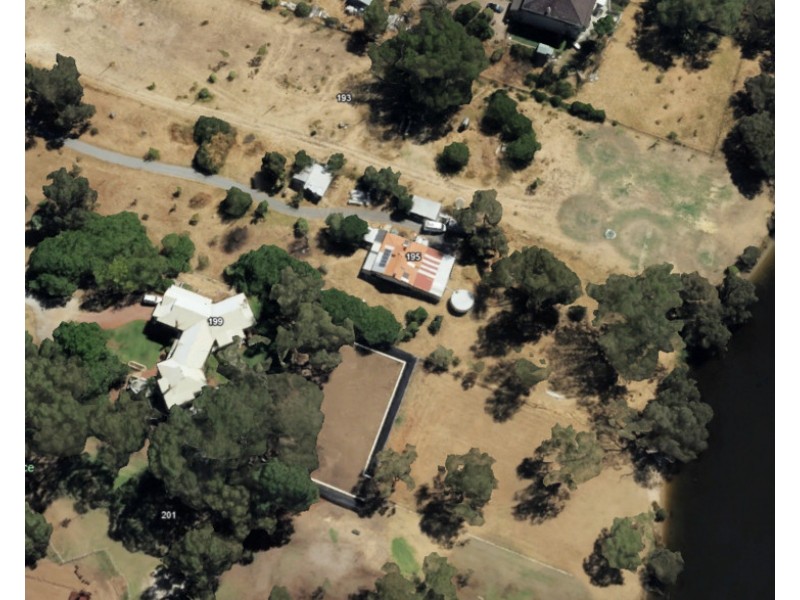 195 West Road, Bassendean WA 6054