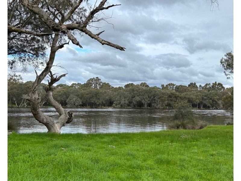 195 West Road, Bassendean WA 6054