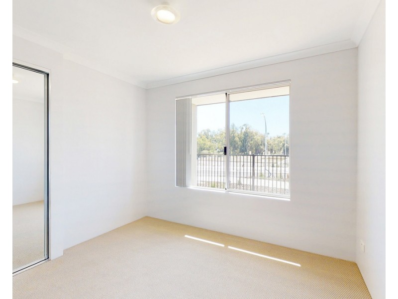 14 Olympic Lane, Success WA 6164