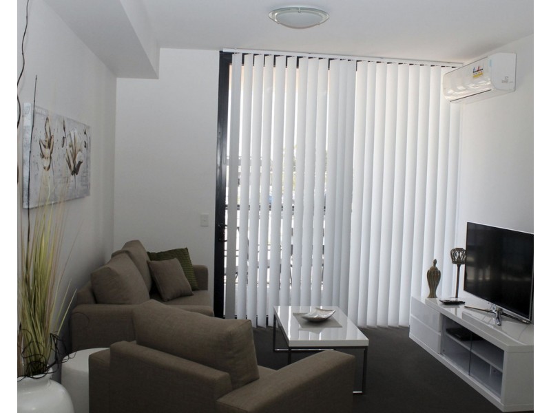 17/20 Signal Terrace, Cockburn Central WA 6164