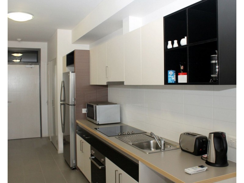 17/20 Signal Terrace, Cockburn Central WA 6164