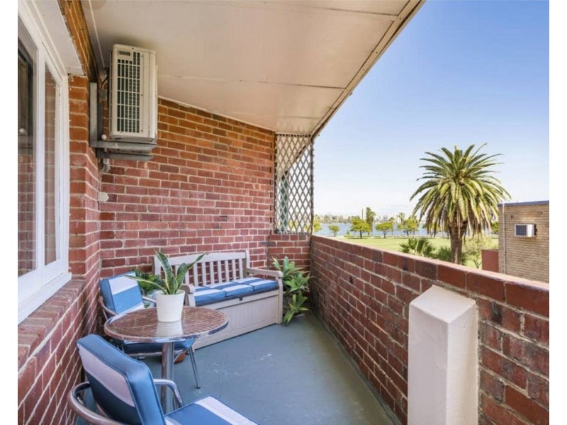 30/114 Terrace Road, Perth WA 6000