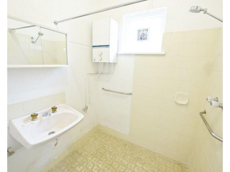 1/126 Terrace Road, Perth WA 6000