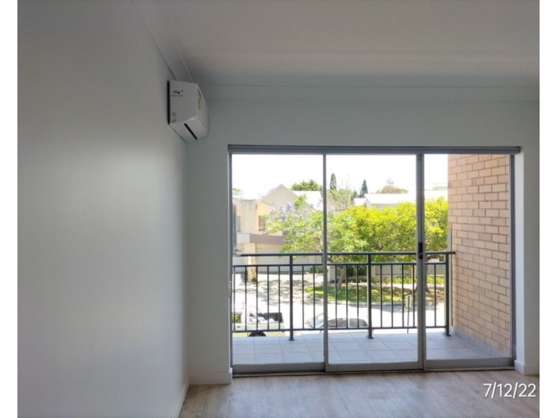 5/147 Fairway, Crawley WA 6009