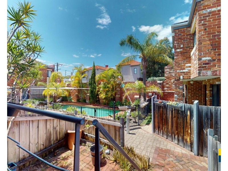 12/3 Greenway Street, Perth WA 6000