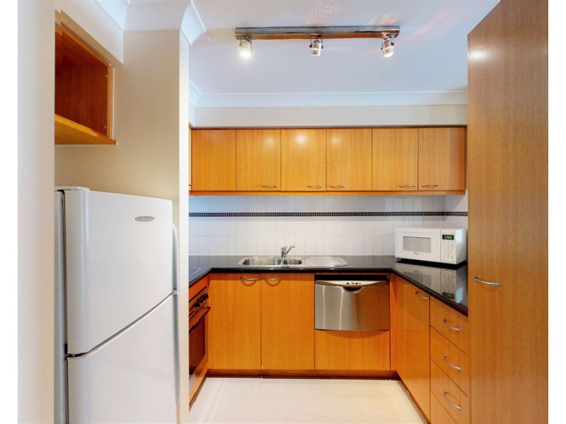 53/128 Mounts Bay Road, Perth WA 6000
