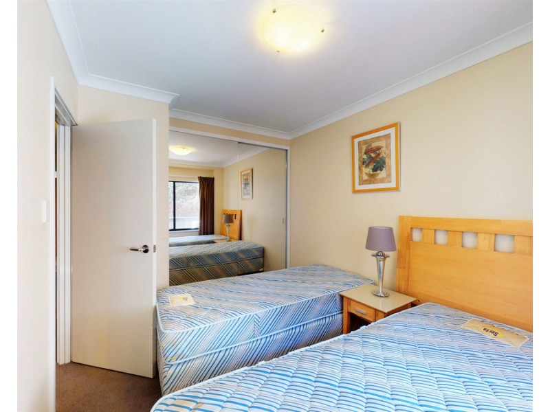 53/128 Mounts Bay Road, Perth WA 6000