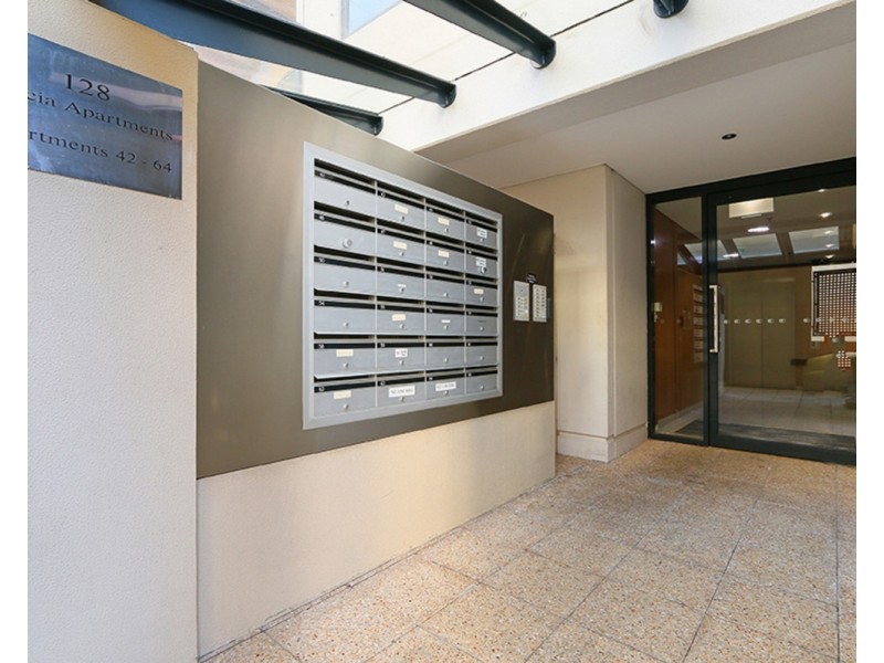 53/128 Mounts Bay Road, Perth WA 6000
