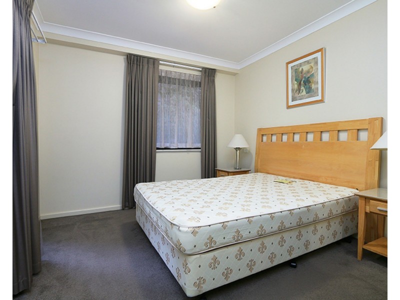 53/128 Mounts Bay Road, Perth WA 6000