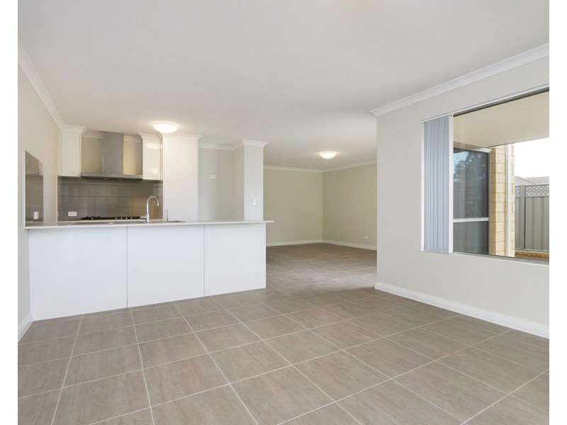 16 Selsey Lane, Wellard WA 6170