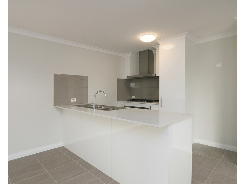 16 Selsey Lane, Wellard WA 6170