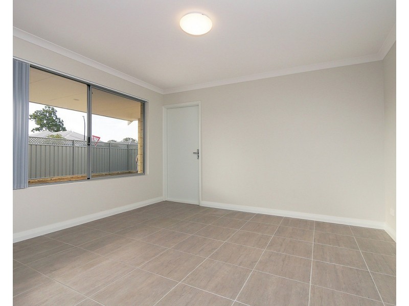 16 Selsey Lane, Wellard WA 6170