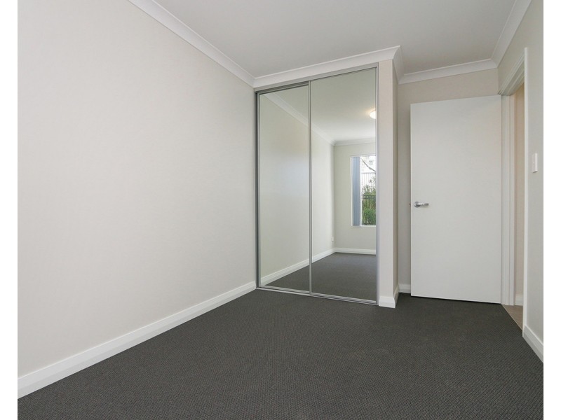 16 Selsey Lane, Wellard WA 6170