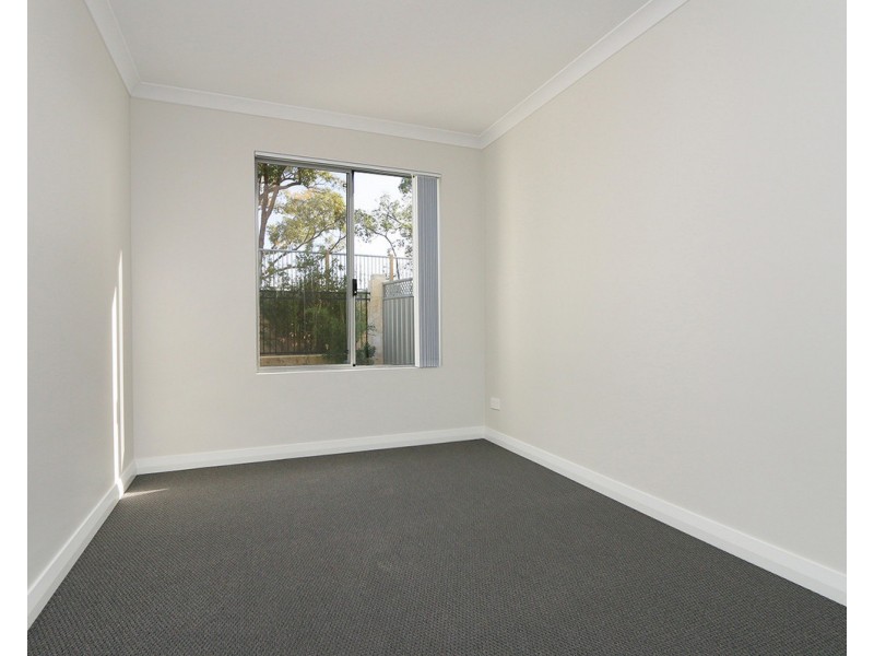 16 Selsey Lane, Wellard WA 6170