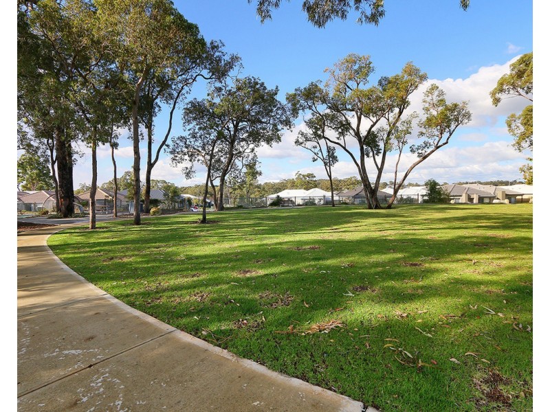 16 Selsey Lane, Wellard WA 6170