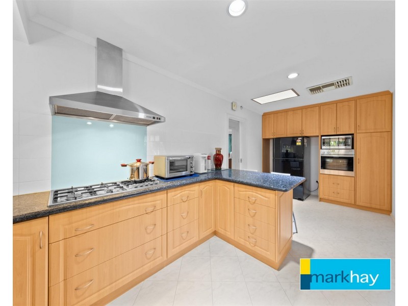 11 Fyfe Circle, Bull Creek WA 6149