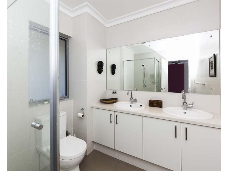 8/39 Tully Road, East Perth WA 6004
