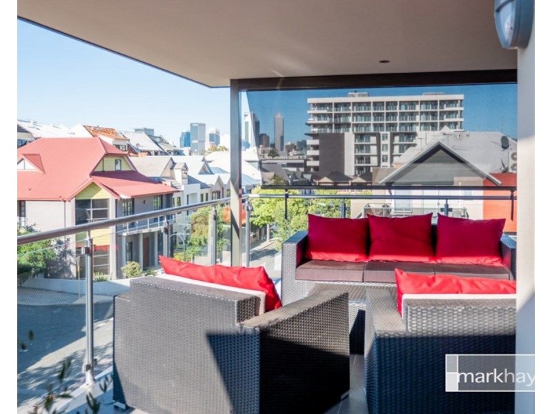 8/39 Tully Road, East Perth WA 6004