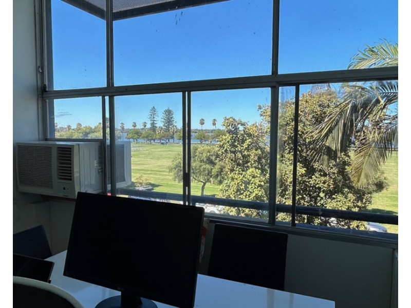 25/124 Terrace Road, Perth WA 6000