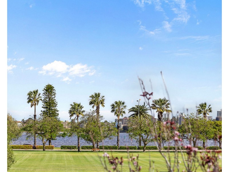 25/124 Terrace Road, Perth WA 6000