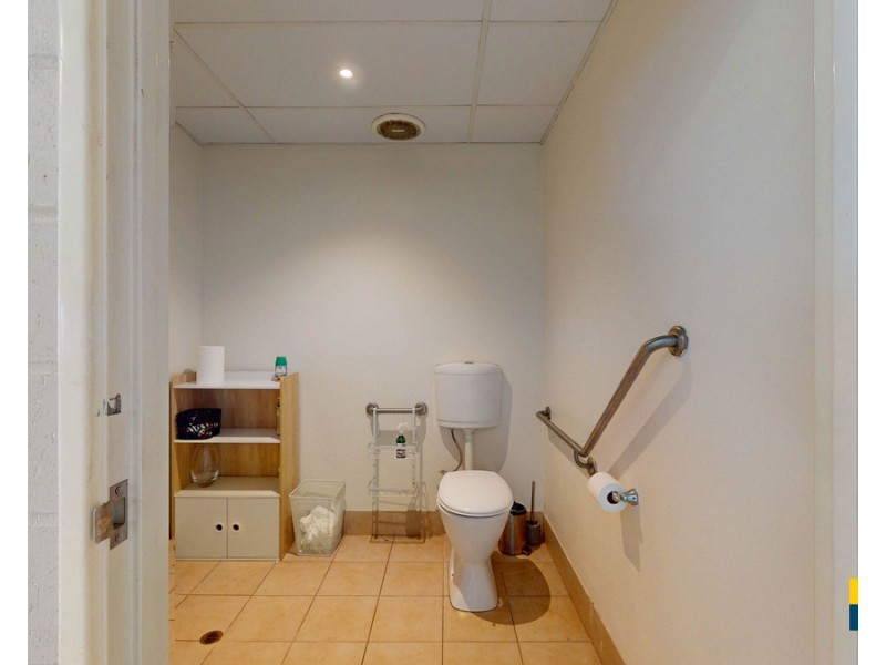 6/8 Hurley Street, Canning Vale WA 6155