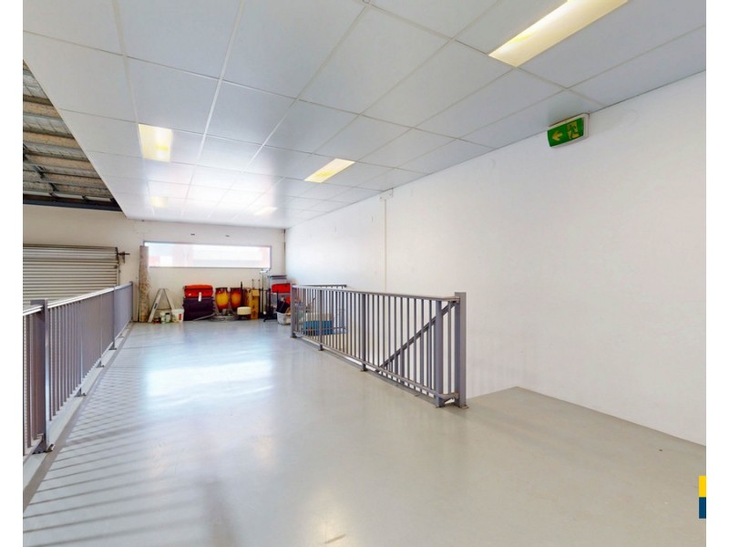 6/8 Hurley Street, Canning Vale WA 6155