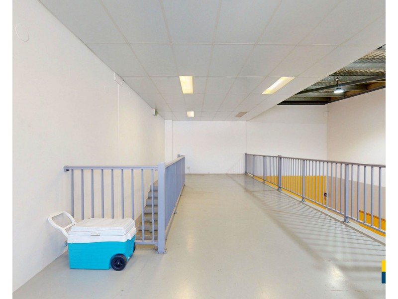 6/8 Hurley Street, Canning Vale WA 6155