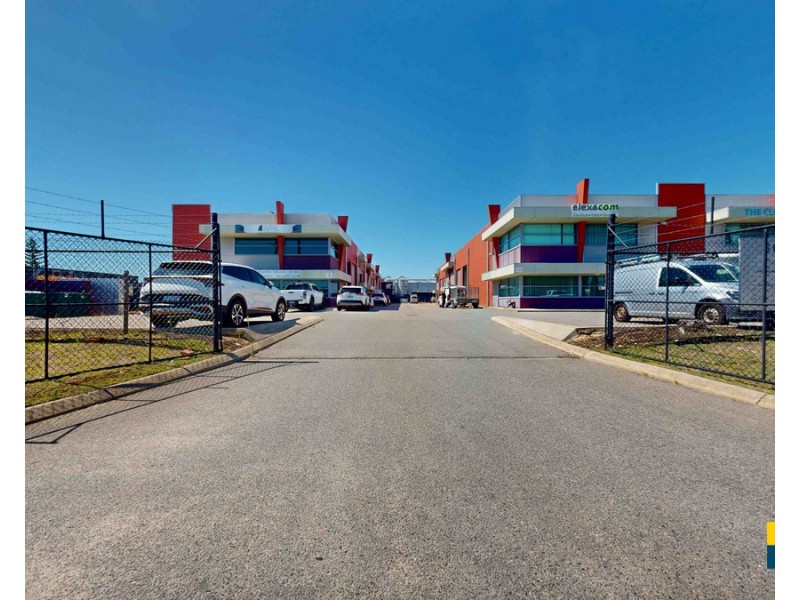 6/8 Hurley Street, Canning Vale WA 6155