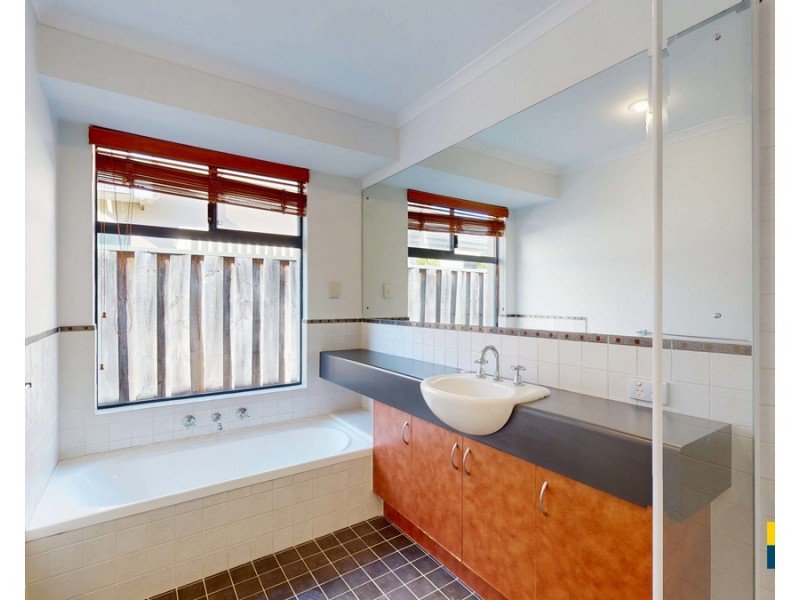 36 Brennan Avenue, Canning Vale WA 6155