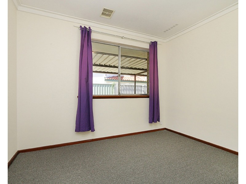 12 Camborne Way, Thornlie WA 6108