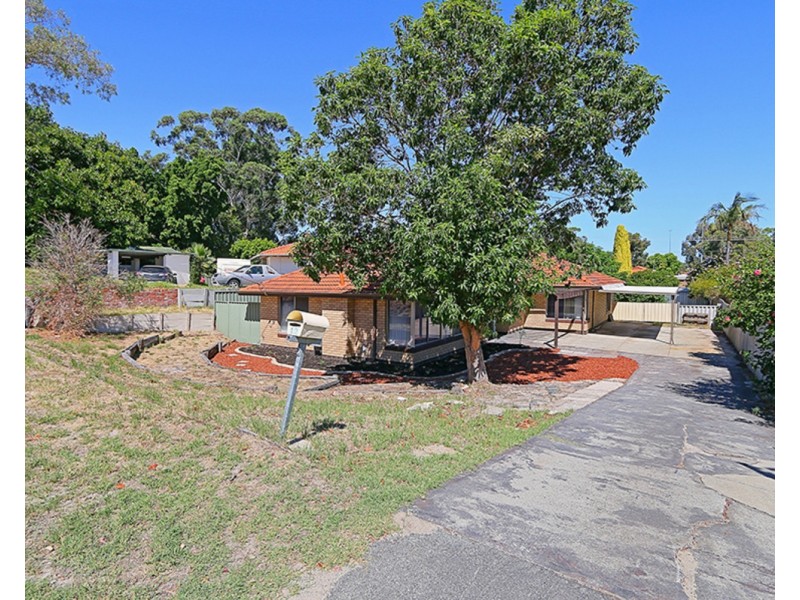 12 Camborne Way, Thornlie WA 6108
