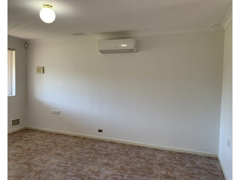 2/54 Esperanto Way, Westminster WA 6061