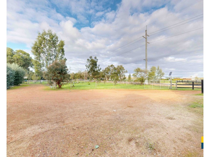 37 William Street, Herne Hill WA 6056